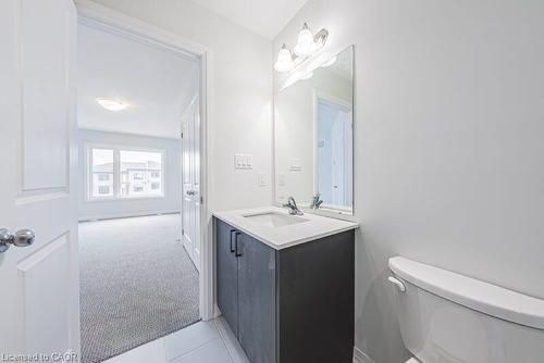 141-155 Equestrian Way, Cambridge, ON - Indoor Photo Showing Bathroom