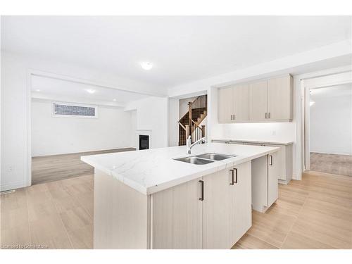 59 Cunningham Drive, Bradford West Gwillimbury, ON - Indoor Photo Showing Kitchen With Double Sink