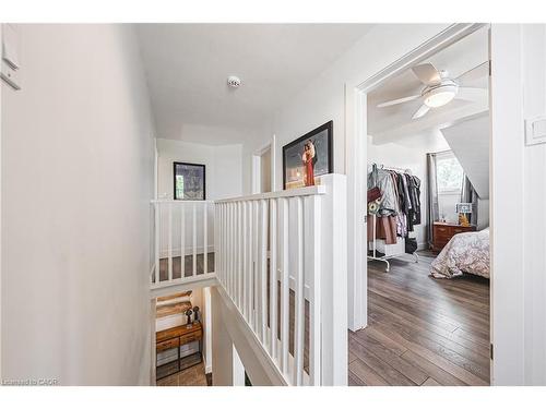 5 Dexter Avenue, Hamilton, ON - Indoor Photo Showing Other Room