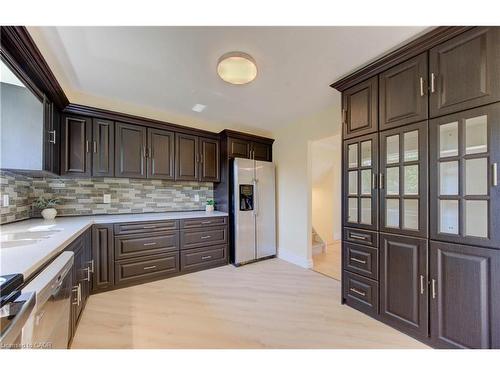 1493 Queens Boulevard, Kitchener, ON - Indoor Photo Showing Kitchen With Double Sink
