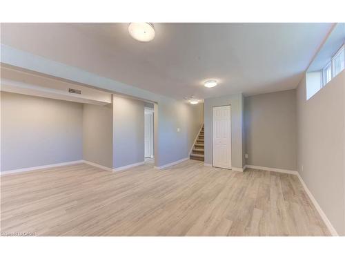 1493 Queens Boulevard, Kitchener, ON - Indoor Photo Showing Other Room