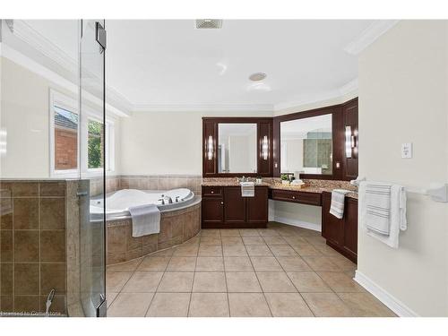 3322 Fox Run Circle, Oakville, ON - Indoor Photo Showing Bathroom
