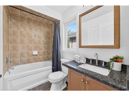 3322 Fox Run Circle, Oakville, ON - Indoor Photo Showing Bathroom