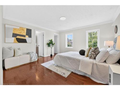 3322 Fox Run Circle, Oakville, ON - Indoor Photo Showing Bedroom