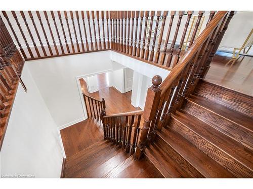 3322 Fox Run Circle, Oakville, ON - Indoor Photo Showing Other Room