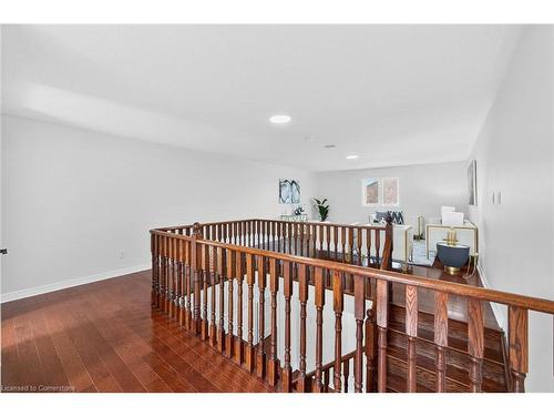 3322 Fox Run Circle, Oakville, ON - Indoor Photo Showing Other Room