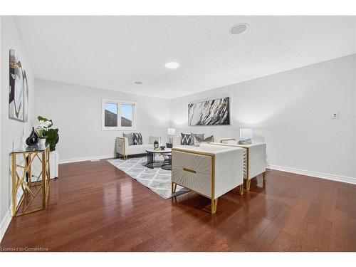 3322 Fox Run Circle, Oakville, ON - Indoor Photo Showing Other Room