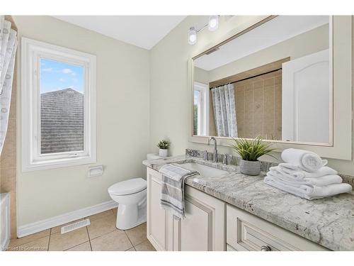 3322 Fox Run Circle, Oakville, ON - Indoor Photo Showing Bathroom