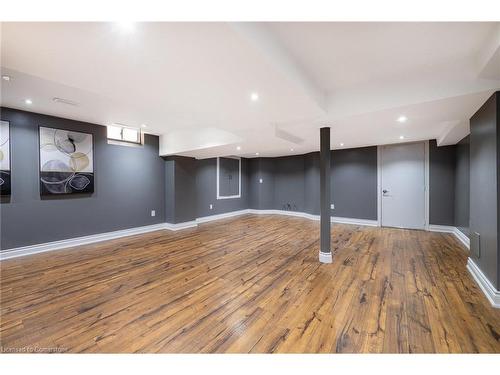 3322 Fox Run Circle, Oakville, ON - Indoor Photo Showing Other Room