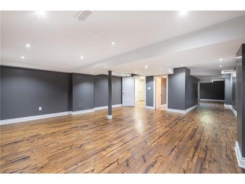 3322 Fox Run Circle, Oakville, ON - Indoor Photo Showing Other Room