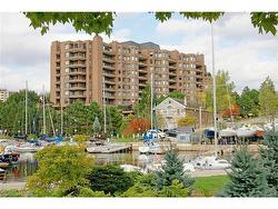 710-100 Lakeshore Road E Oakville, ON L6J 6M9