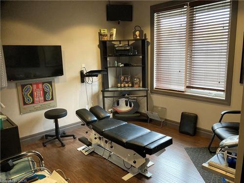 1066 Brant Street, Burlington, ON 