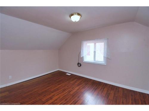 120 Clara Street, Thorold, ON - Indoor Photo Showing Other Room