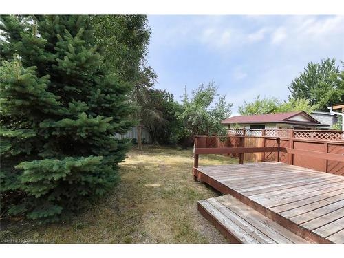 120 Clara Street, Thorold, ON - Outdoor With Deck Patio Veranda