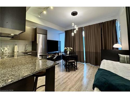 2206-42 Charles Street E, Toronto, ON - Indoor