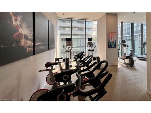 2206-42 Charles Street E, Toronto, ON - Indoor Photo Showing Gym Room