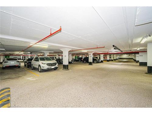 304-18 Knightsbridge Road, Peel, ON - Indoor Photo Showing Garage