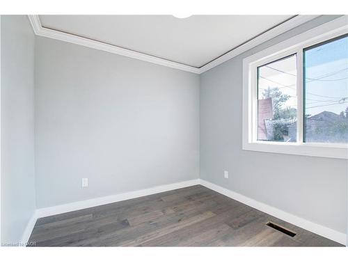 85 East 37Th Street, Hamilton, ON - Indoor Photo Showing Other Room