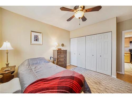 808-8 Woodman Drive S, Hamilton, ON - Indoor Photo Showing Bedroom