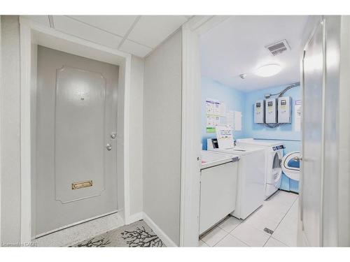 808-8 Woodman Drive S, Hamilton, ON - Indoor Photo Showing Laundry Room
