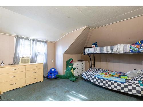 48 Sovereen Street, Delhi, ON - Indoor Photo Showing Bedroom