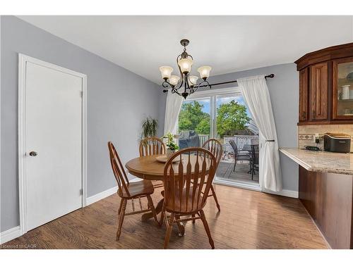 446 East 36Th Street, Hamilton, ON - Indoor Photo Showing Dining Room
