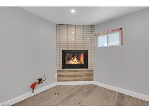 446 East 36Th Street, Hamilton, ON - Indoor With Fireplace