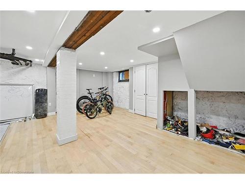 77 Proctor Boulevard, Hamilton, ON - Indoor