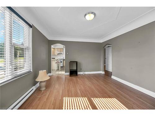 894 Garth Street, Hamilton, ON - Indoor Photo Showing Other Room