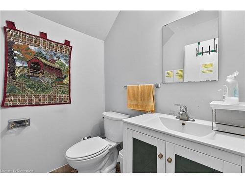 43 Dupont Street E, Waterloo, ON - Indoor Photo Showing Bathroom