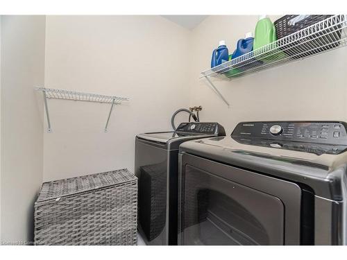 6-430 Mapleview Drive E, Barrie, ON - Indoor Photo Showing Laundry Room