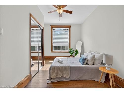 84 Ray Street S, Hamilton, ON - Indoor Photo Showing Bedroom