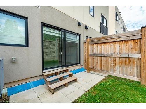 73-1121 Cooke Boulevard, Burlington, ON - Outdoor With Exterior