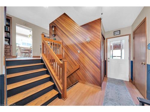 12 Glen Valley Drive, Hamilton, ON - Indoor Photo Showing Other Room