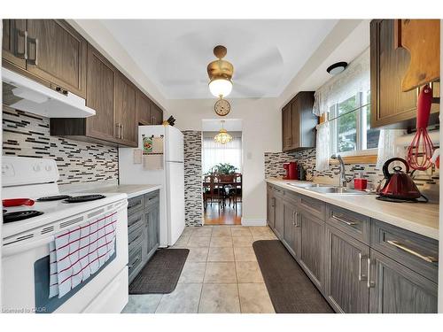 12 Glen Valley Drive, Hamilton, ON - Indoor Photo Showing Kitchen With Double Sink