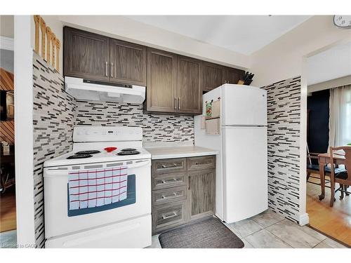 12 Glen Valley Drive, Hamilton, ON - Indoor Photo Showing Kitchen
