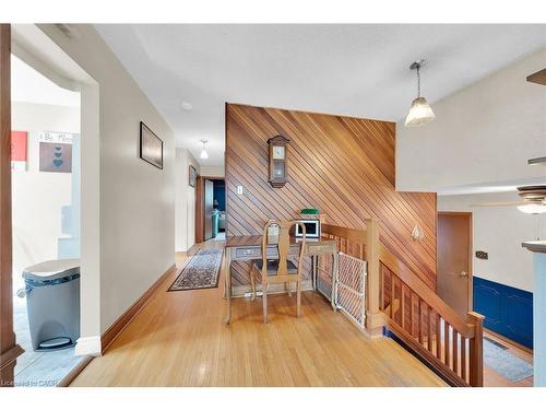 12 Glen Valley Drive, Hamilton, ON - Indoor