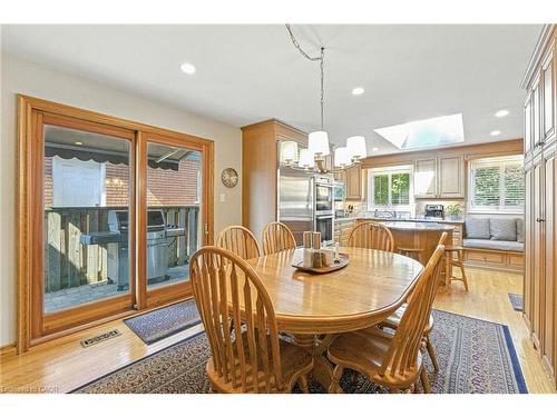 298 Glen Afton Drive, Burlington, ON - Indoor Photo Showing Dining Room