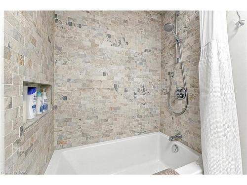 298 Glen Afton Drive, Burlington, ON - Indoor Photo Showing Bathroom