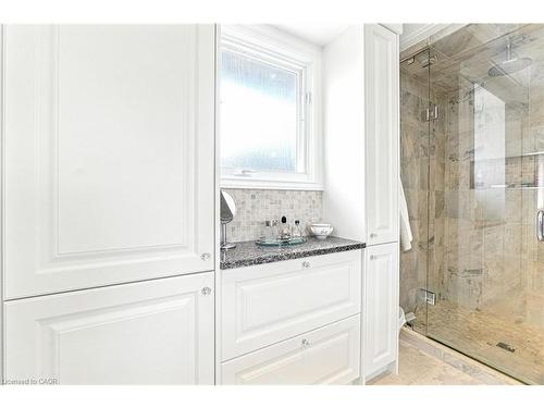 298 Glen Afton Drive, Burlington, ON - Indoor Photo Showing Bathroom