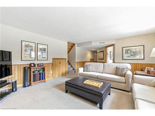 298 Glen Afton Drive, Burlington, ON - Indoor Photo Showing Living Room