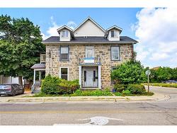 70A Ainslie Street S Cambridge, ON N1R 3K5