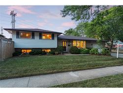 6845 Wilinger Street  Niagara Falls, ON L2J 2B5