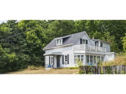 982 Smith Street  Quinte West, ON K0K 1H0