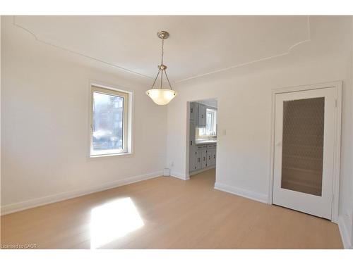 238 Lowther Street N, Cambridge, ON - Indoor Photo Showing Other Room