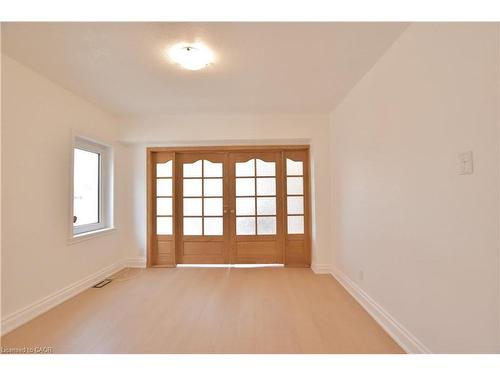 238 Lowther Street N, Cambridge, ON - Indoor Photo Showing Other Room