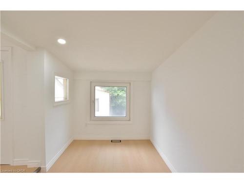 238 Lowther Street N, Cambridge, ON - Indoor Photo Showing Other Room