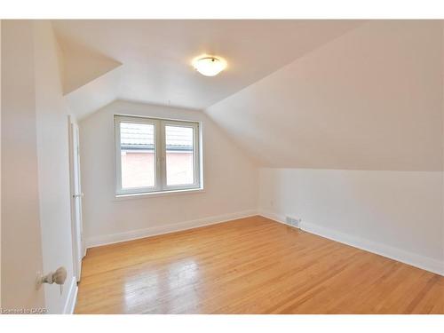 238 Lowther Street N, Cambridge, ON - Indoor Photo Showing Other Room