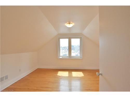 238 Lowther Street N, Cambridge, ON - Indoor Photo Showing Other Room