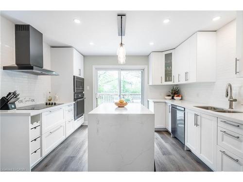 152 Concession 7 Road E, Millgrove, ON - Indoor Photo Showing Kitchen With Double Sink With Upgraded Kitchen